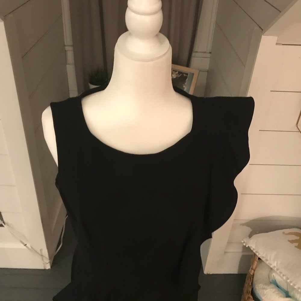 Asymmetrical Ruffle Dress - Picture 5 of 5